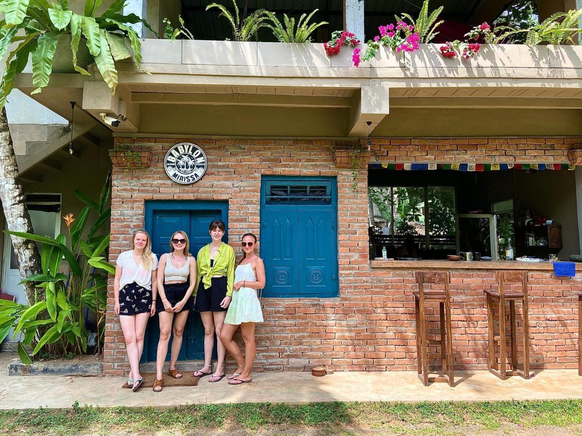 Hostel Babylon Mirissa Exterior foto